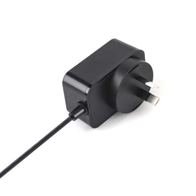 Harga yang bagus Adaptor Daya Universal 10W dengan Garansi 3 Tahun dan Multiple Output Voltage on line